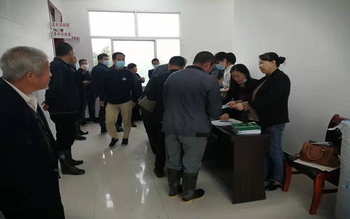发放宣传资料、宣传品.jpg
