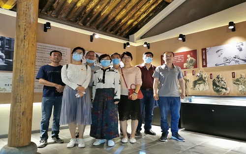 12f09106925cb857498aed4d2fd0f93.jpg 12f09106925cb857498aed4d2fd0f93.jpg