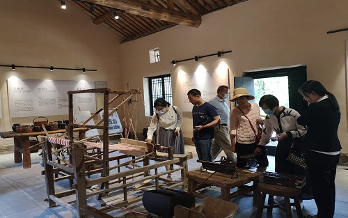 f804b171081d3597f81429f69d6ba3c.jpg f804b171081d3597f81429f69d6ba3c.jpg